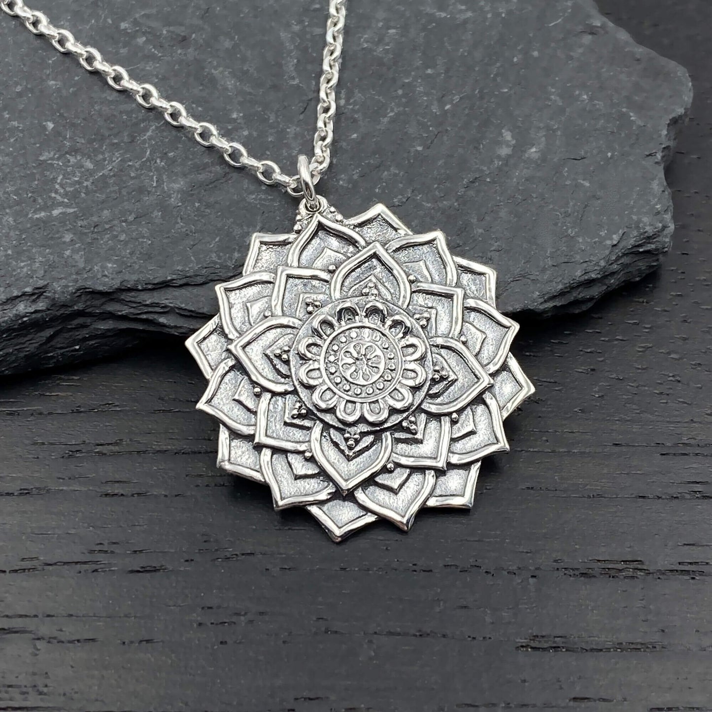 Mandala Flower Necklace